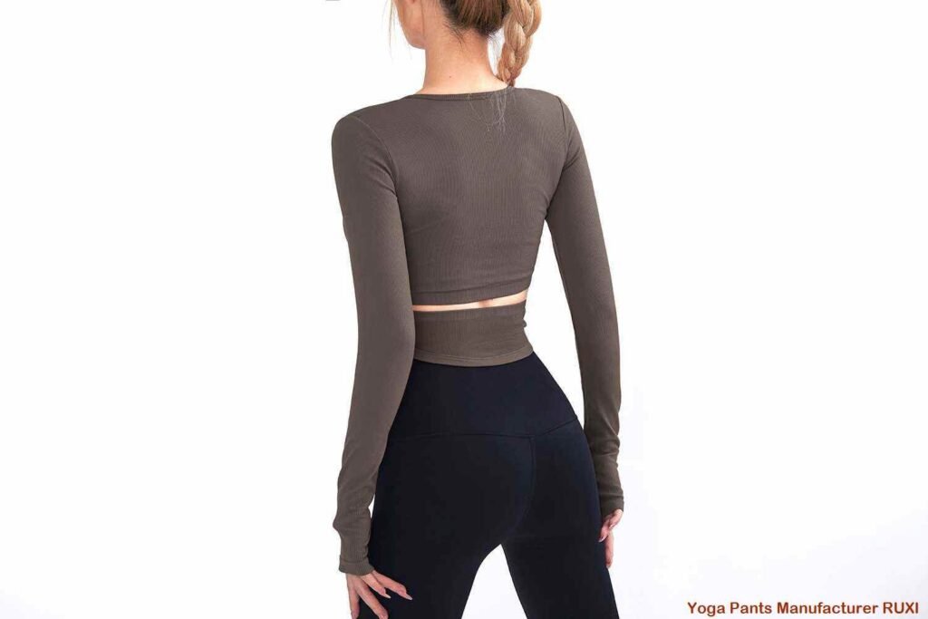 pikkade varrukatega jooga crop top RUXI ee750